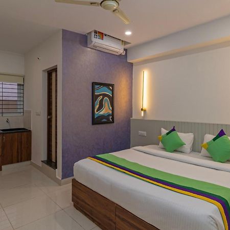 Treebo Raghavendra Tranquil Inn Bellandur Bangalore Exteriör bild
